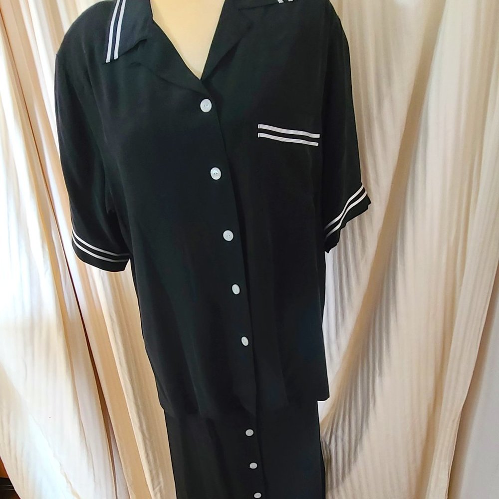 August Max Silk Navy Suit